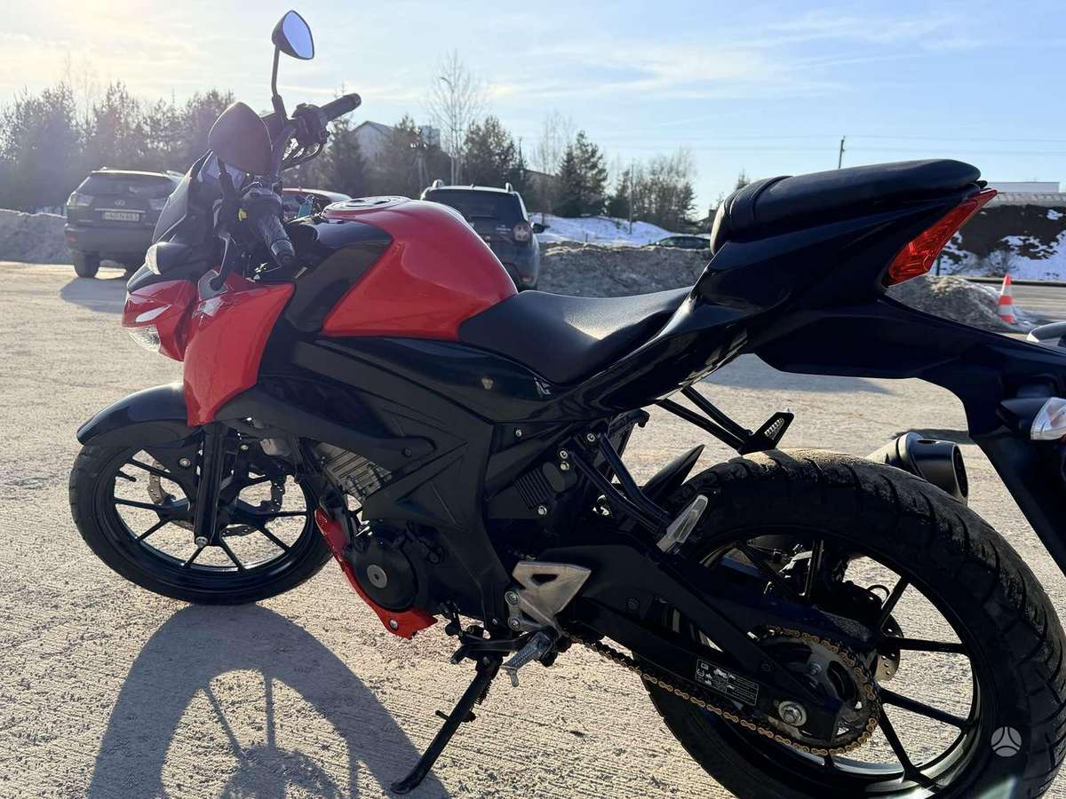 Suzuki GSX-S 125cc, street / classic