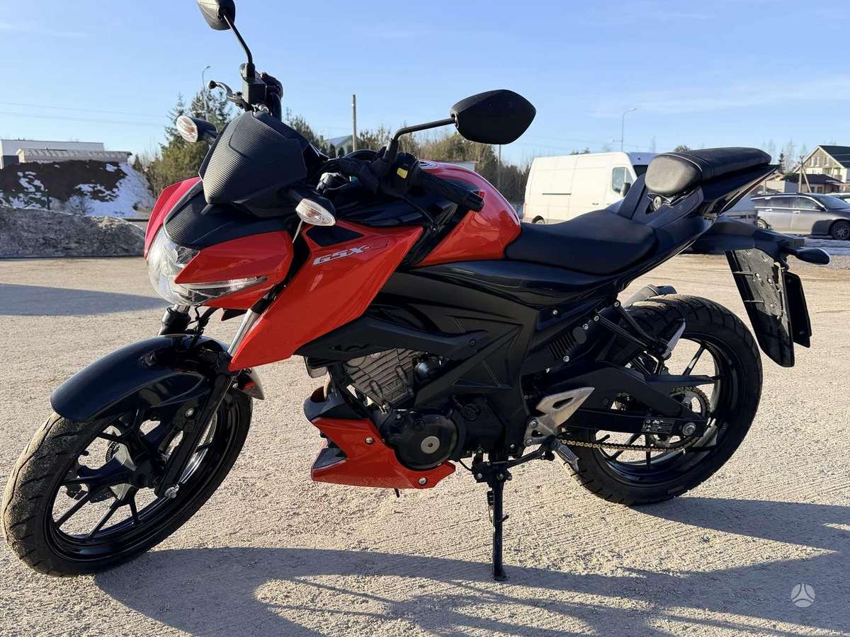 Suzuki GSX-S 125cc, street / classic