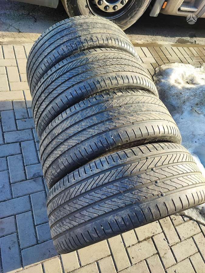 Continental PremiumContact C, летние 285/45 R21
