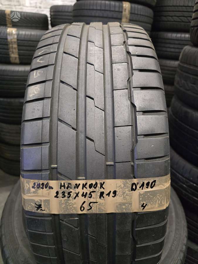 Hankook, summer 235/45 R19