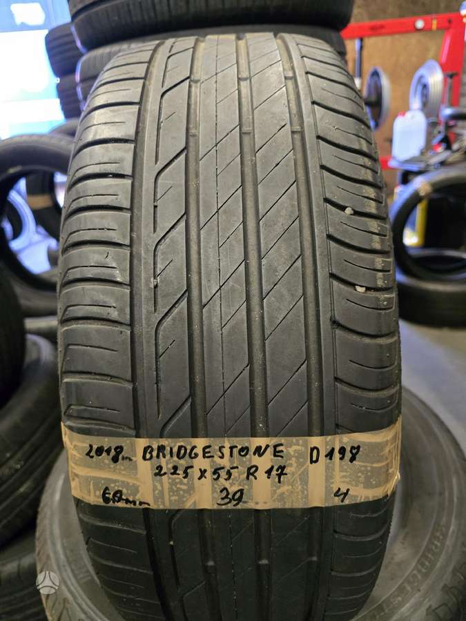 Bridgestone, vasaras 225/55 R17