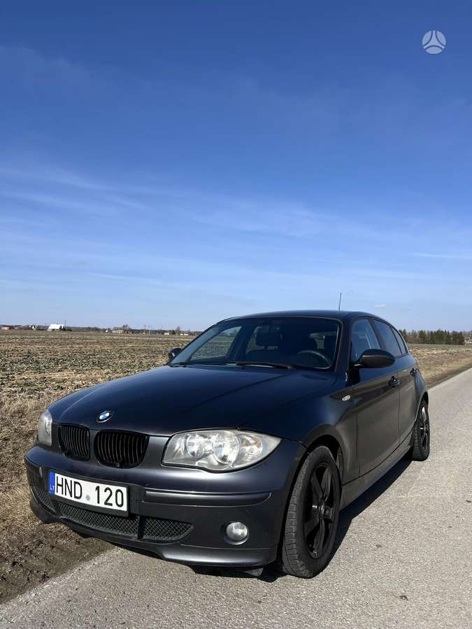BMW 120, 2.0 l., hatchback