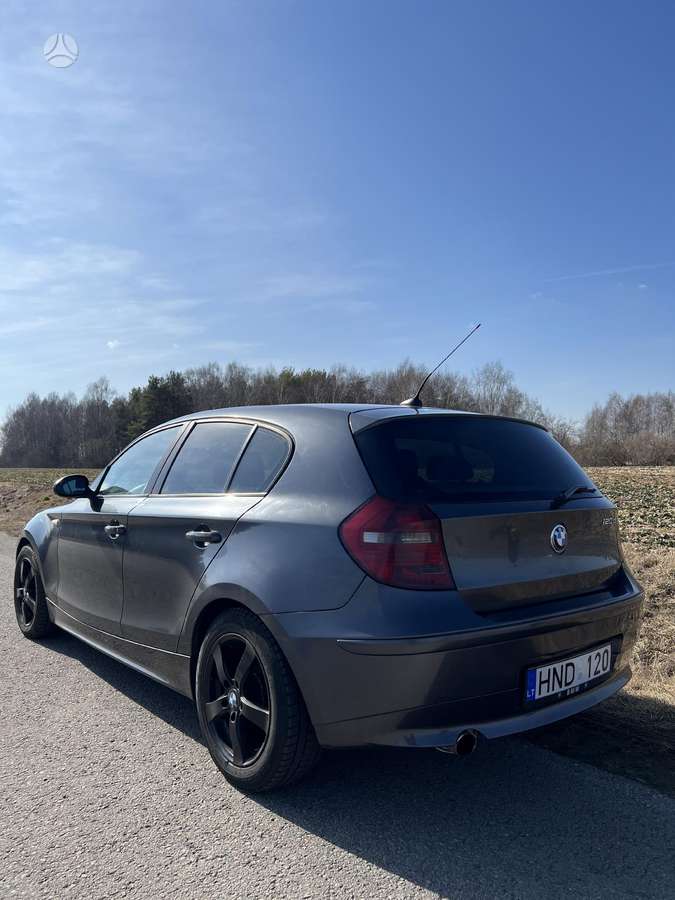 BMW 120, 2.0 l., hatchback
