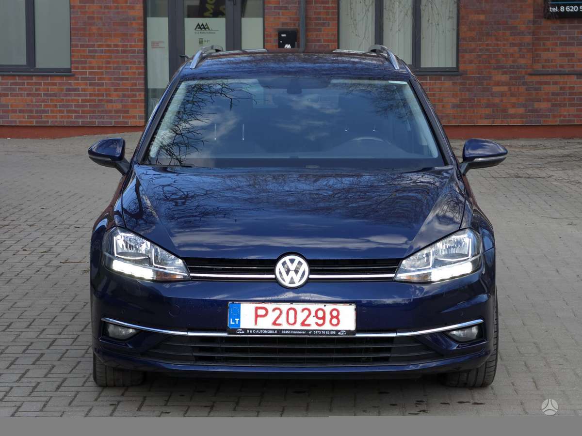 Volkswagen Golf - 2