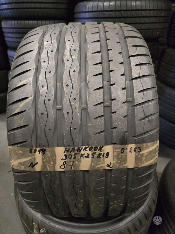 Hankook, summer 305/25 R19
