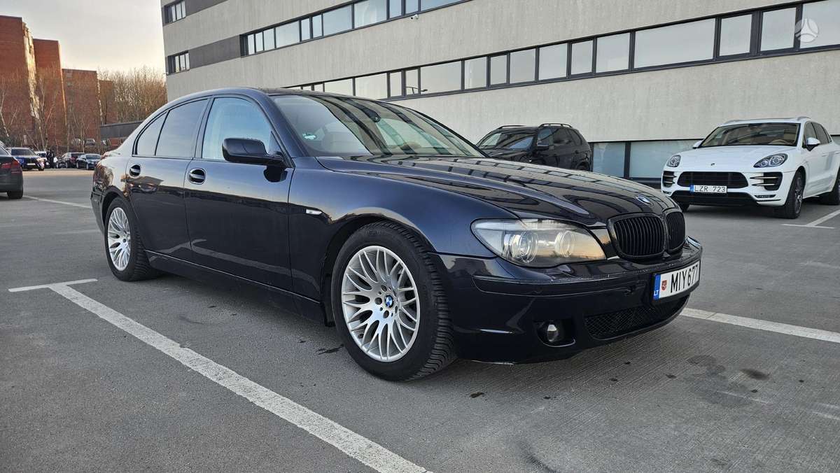 BMW 730, 3.0 l., Седан