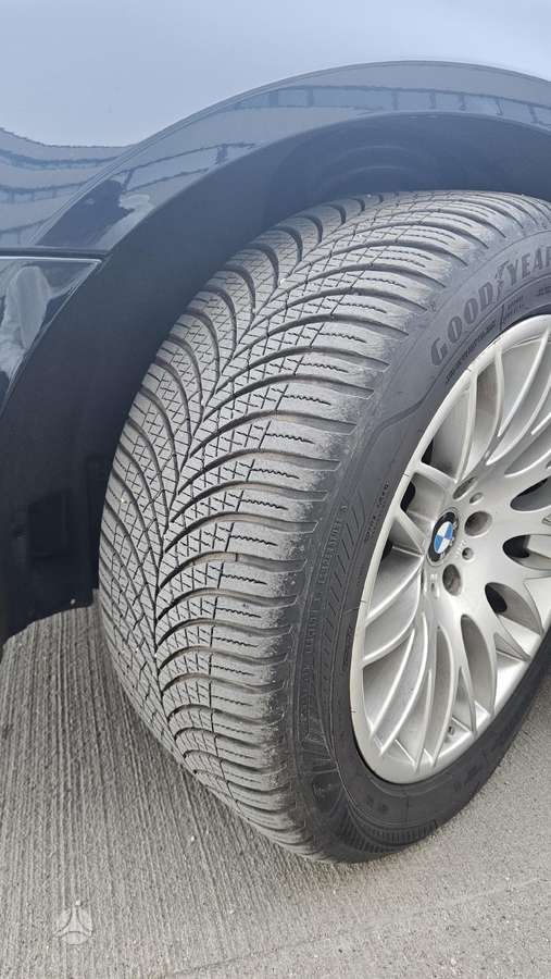BMW 730, 3.0 l., Седан