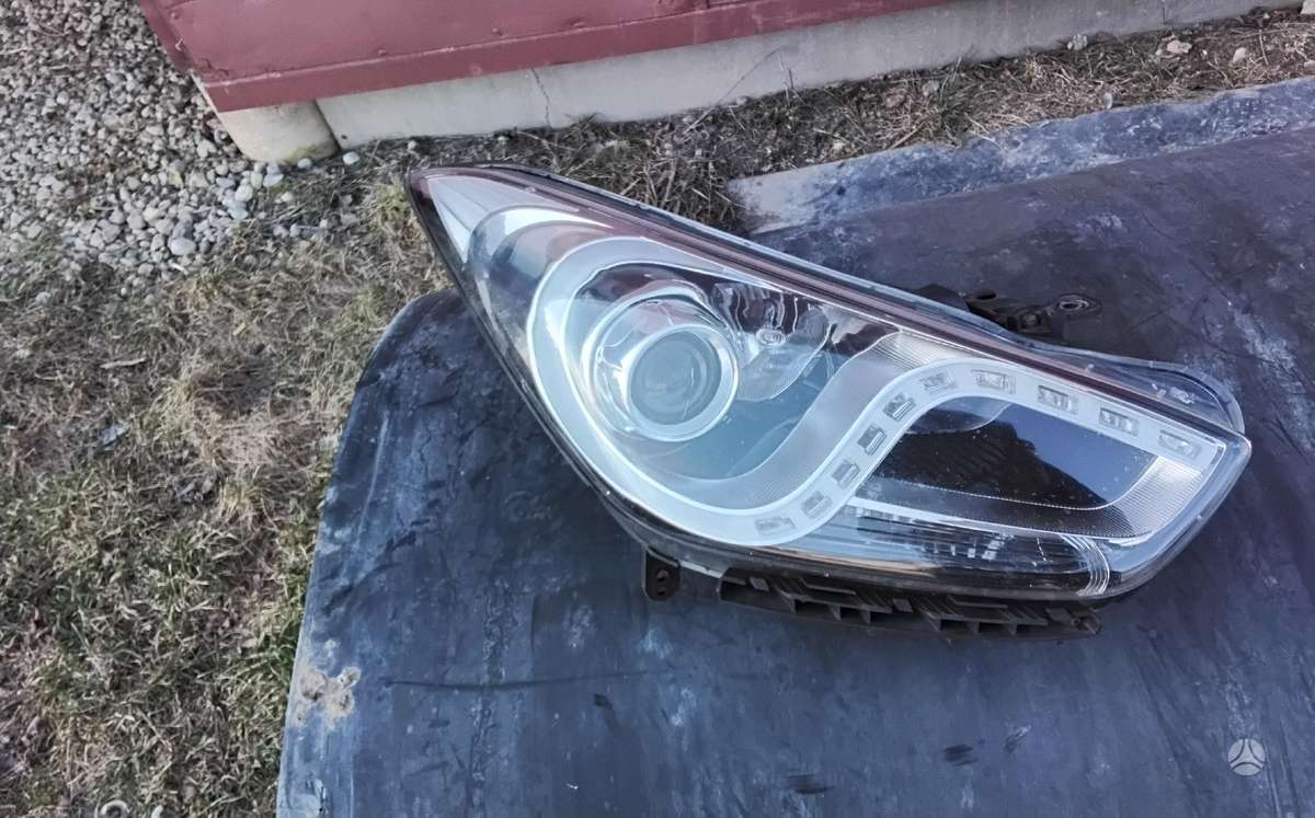 Hyundai i40 фары
