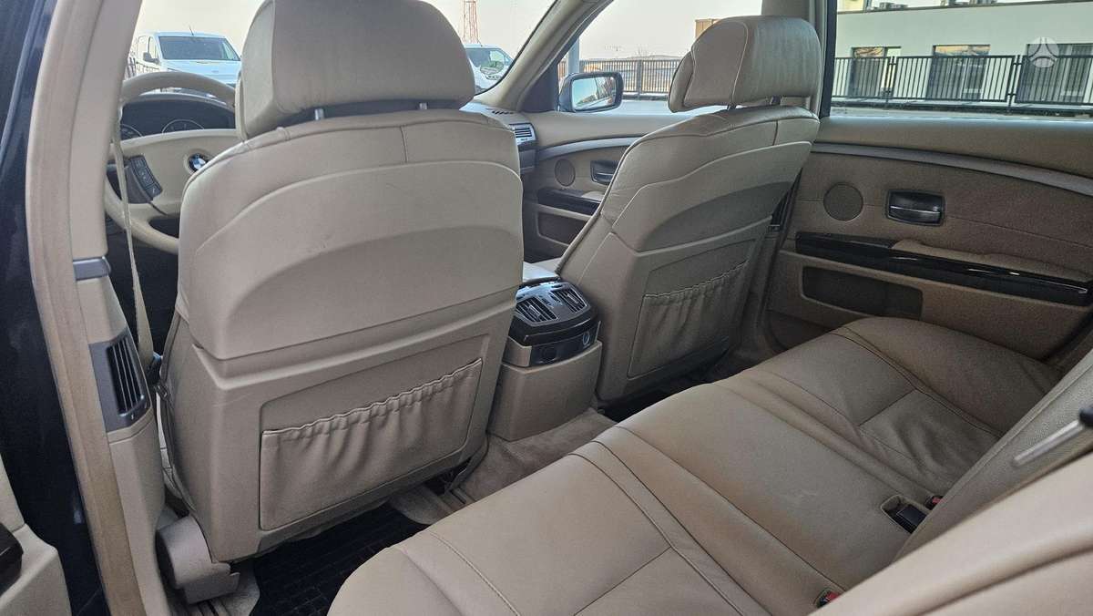 BMW 730, 3.0 l., Седан