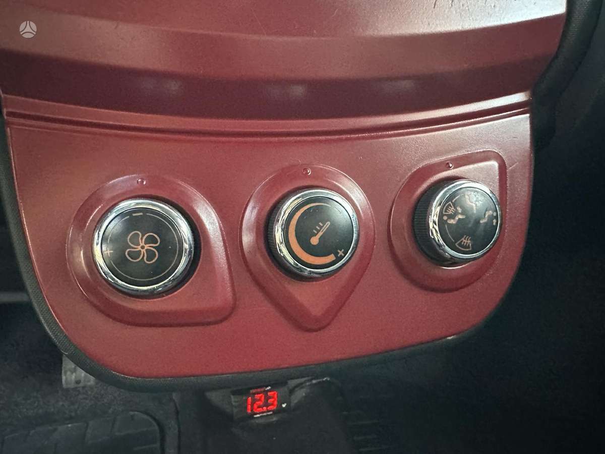 Microcar Mgo, 0.5 l., Хэтчбек