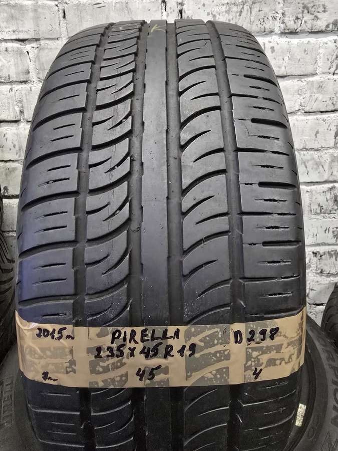 Pirelli, vasarinės 235/45 R19