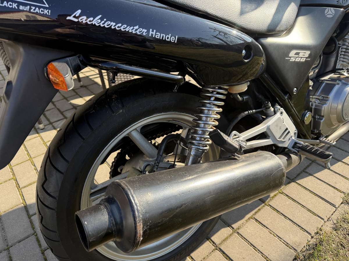 Honda CB 500cc, street / classic