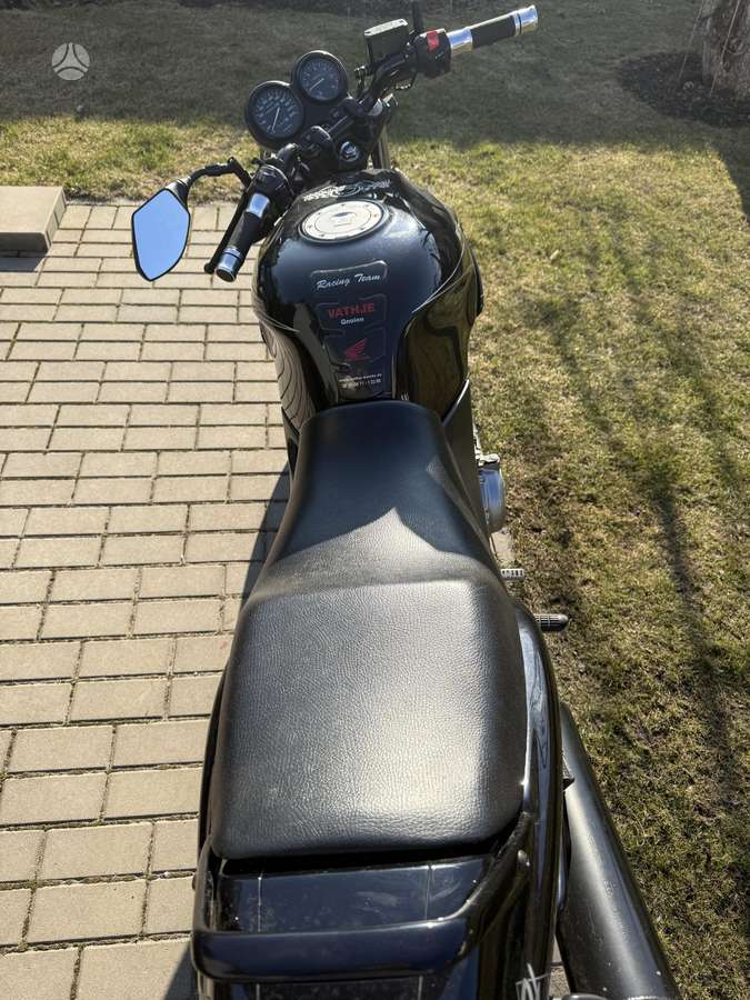 Honda CB 500cc, street / classic