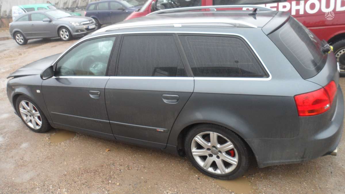 Audi A4 for parts. Variklio kodas bkn