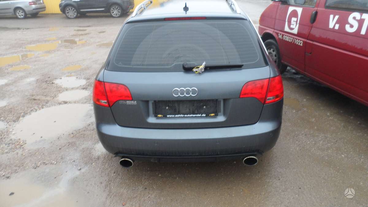 Audi A4 for parts. Variklio kodas bkn