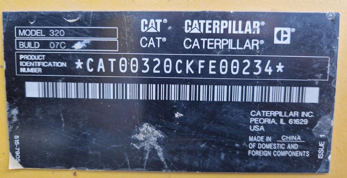 Caterpillar 320, excavator