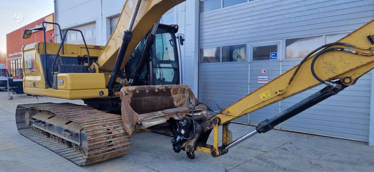 Caterpillar 320, ekskavatoriai