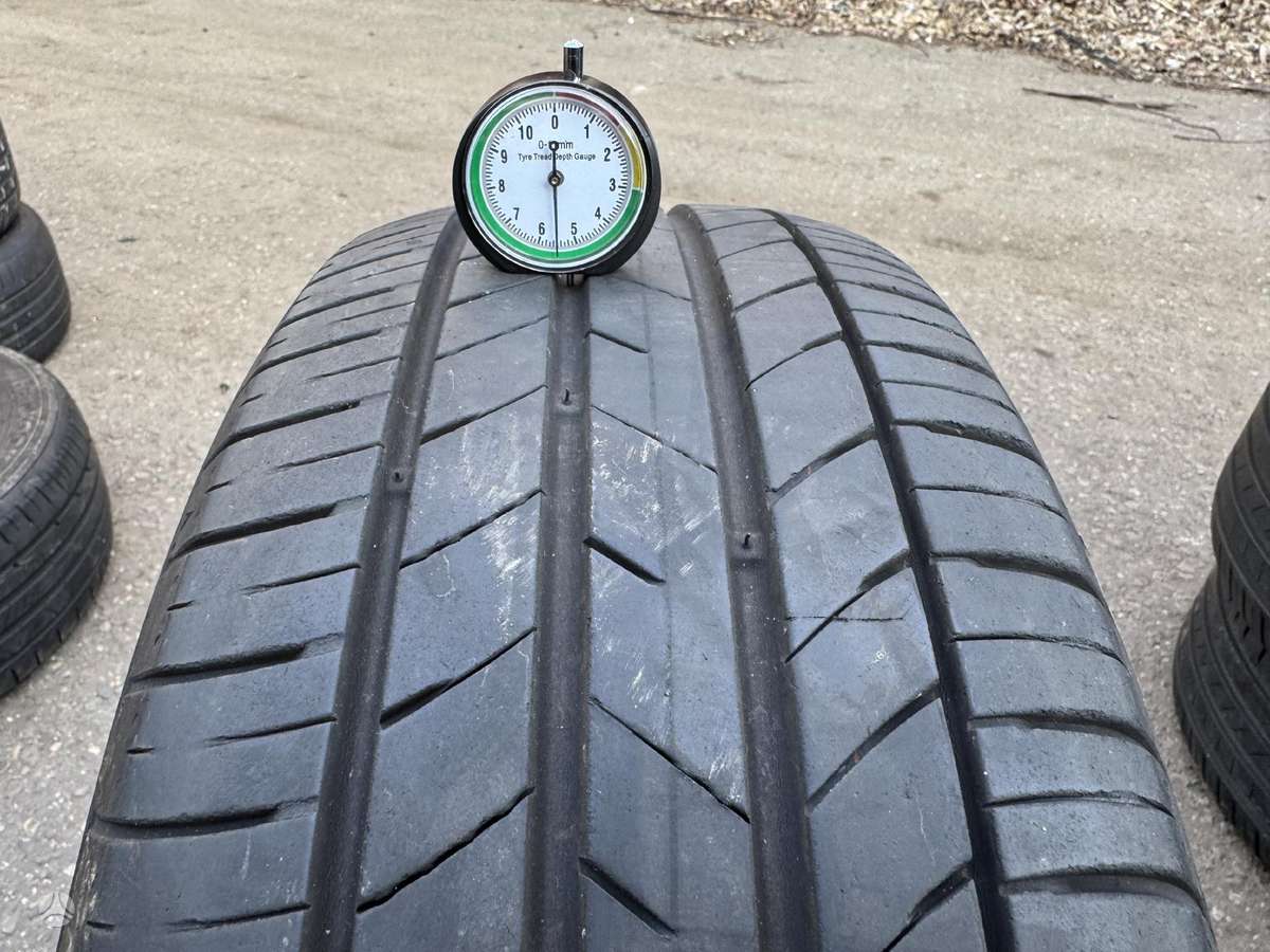 Kumho ECSTA HS52, летние 215/55 R16