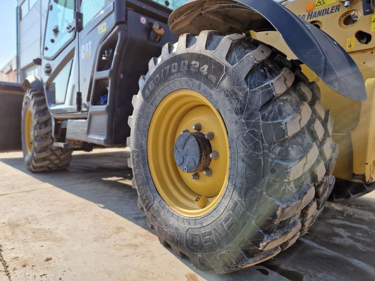 Caterpillar TH3510, telescopic handler