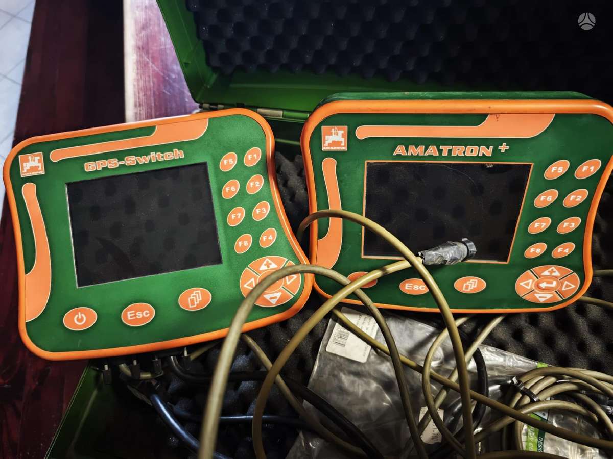 Amazone ZG-B 8200 GPS Switch, spreaders