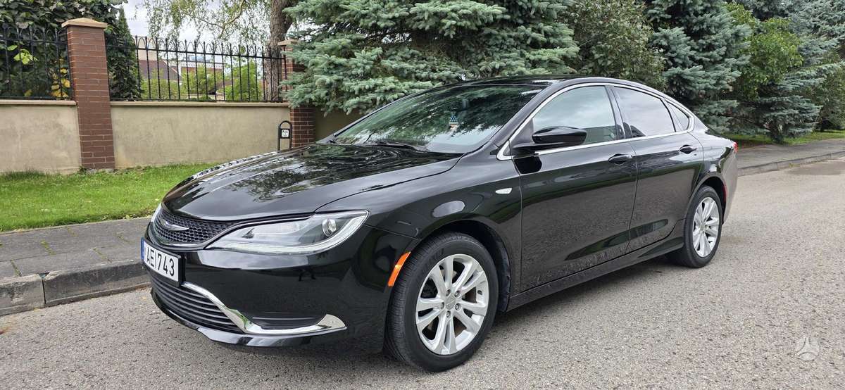 Chrysler 200, 2.4 l., Седан