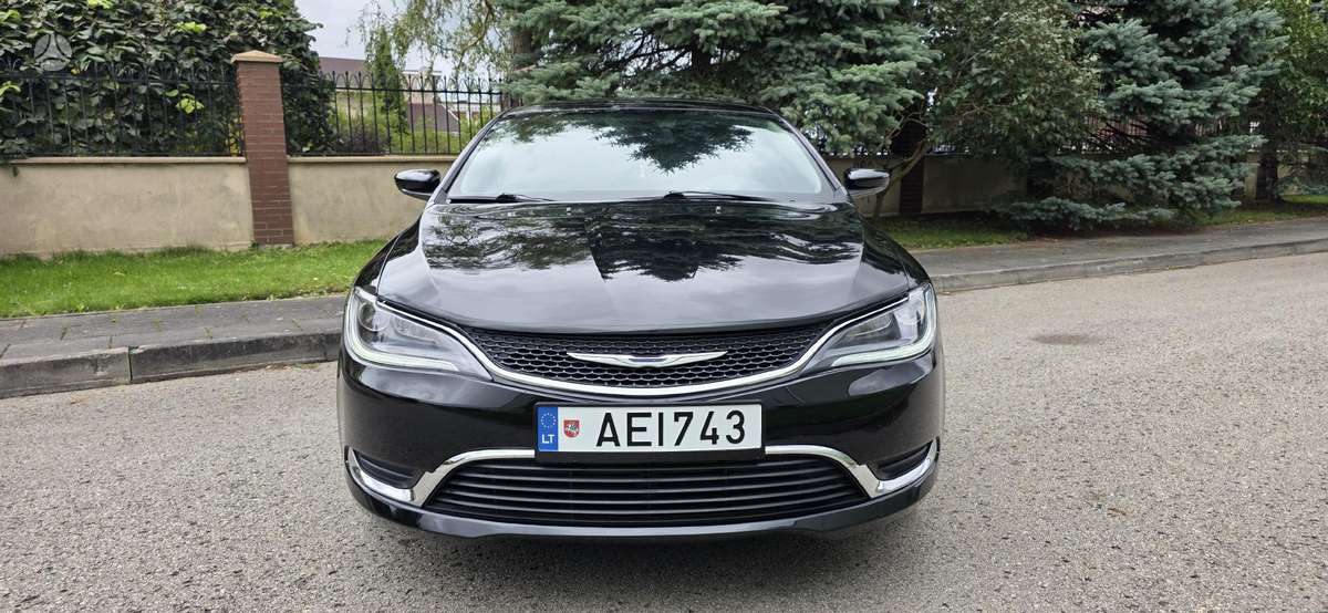 Chrysler 200, 2.4 l., Седан