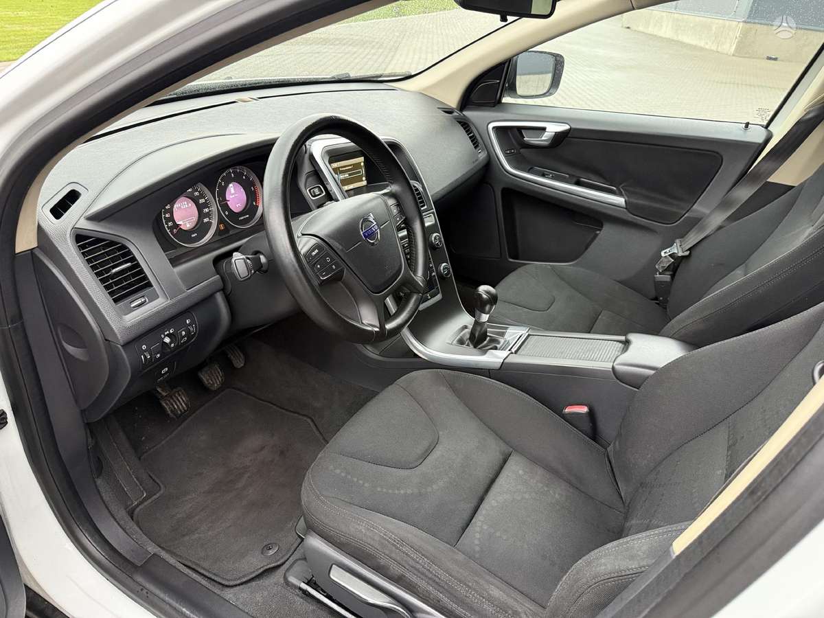 Volvo XC60 - 10
