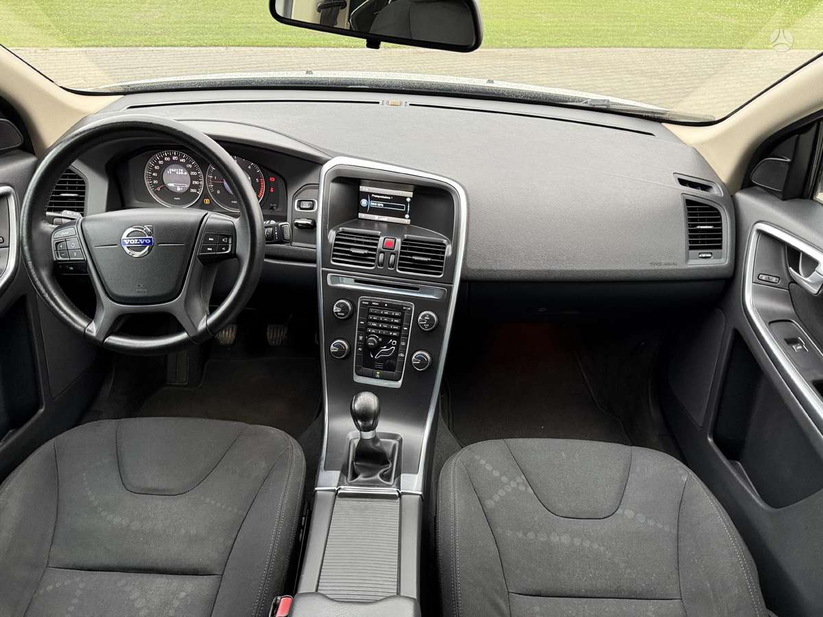 Volvo XC60 - 11