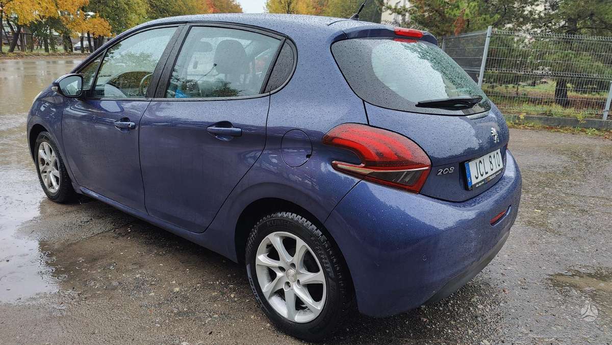 Peugeot 208, 1.2 l., hečbekas