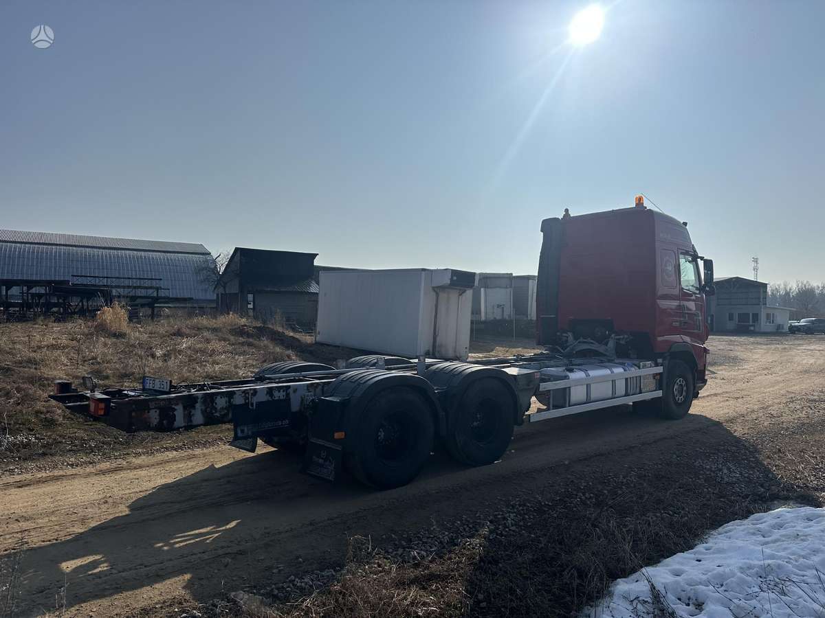 Volvo FH500, шасси