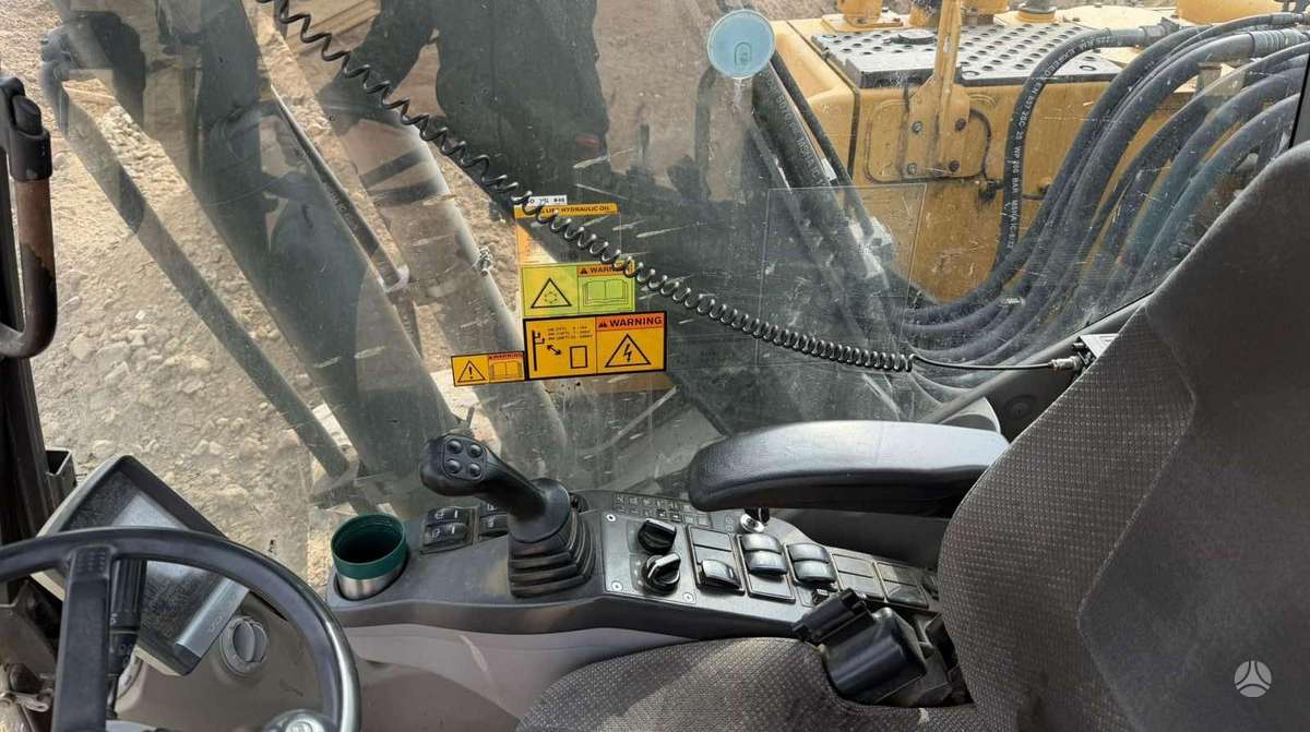 Volvo EW160C, excavator