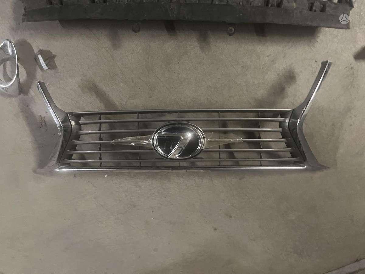 Lexus RX klasė kėbulo dalys