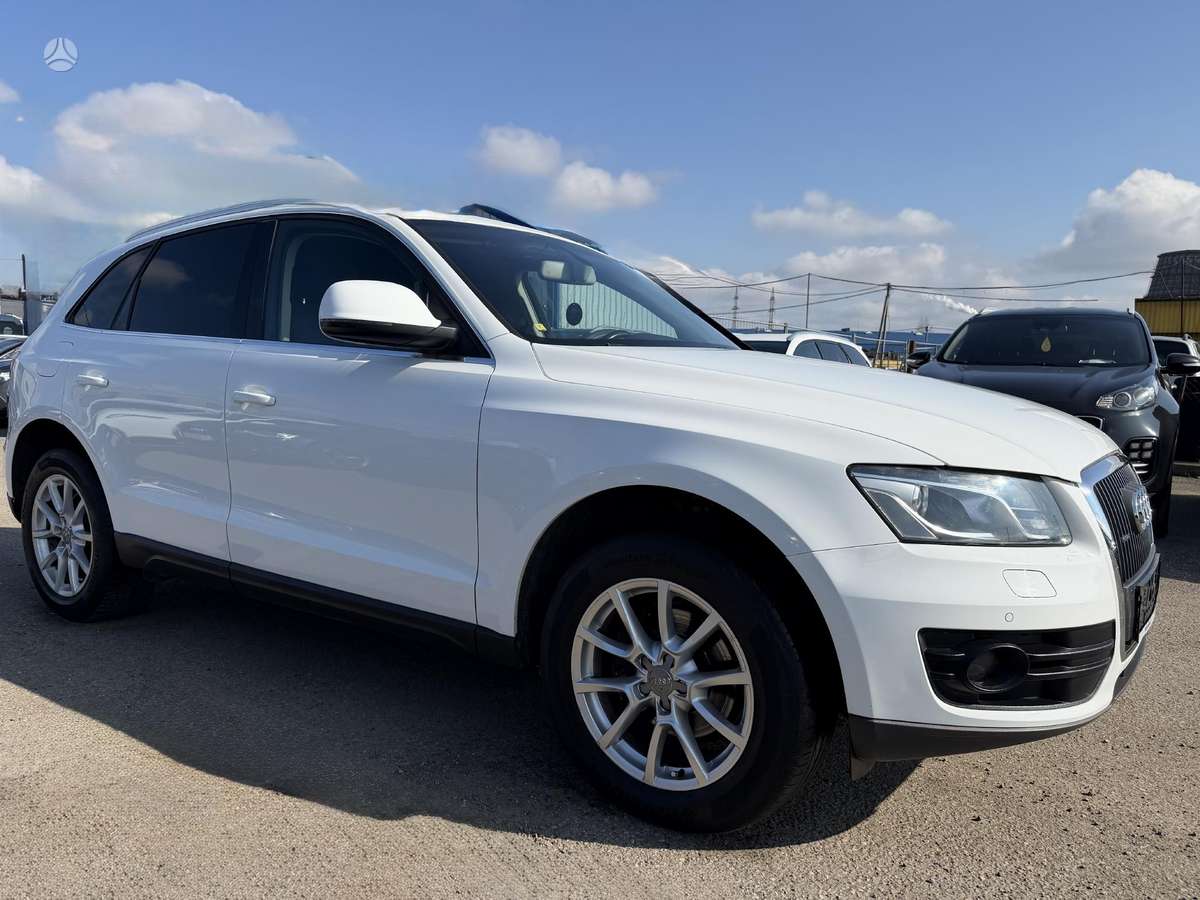 Audi Q5, 2.0 l., Внедорожник / Кроссовер