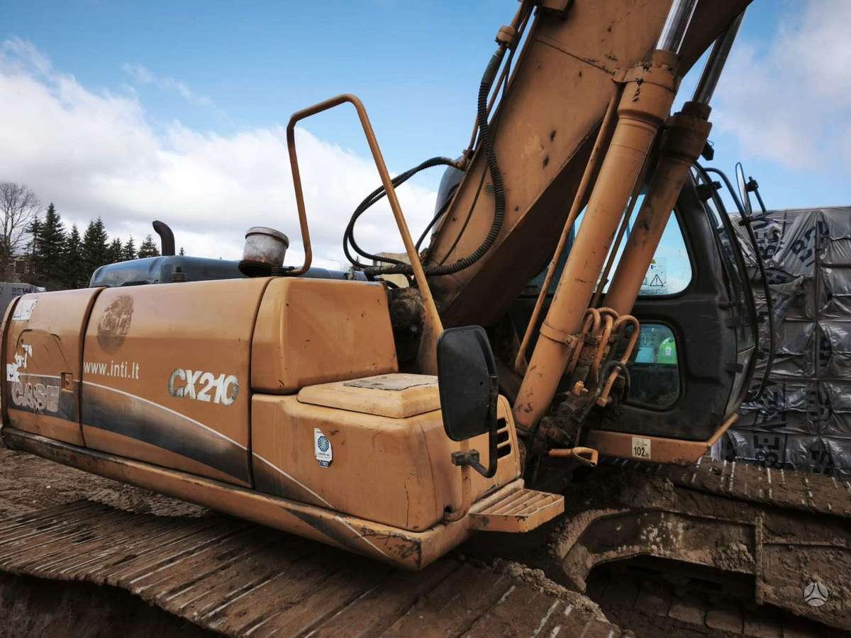 Case CX210, ekskavatoriai