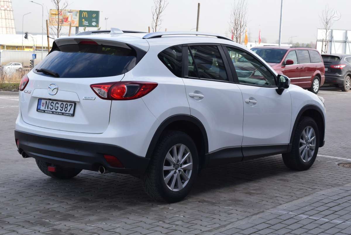 Mazda CX-5, 2.5 l., off-road / crossover