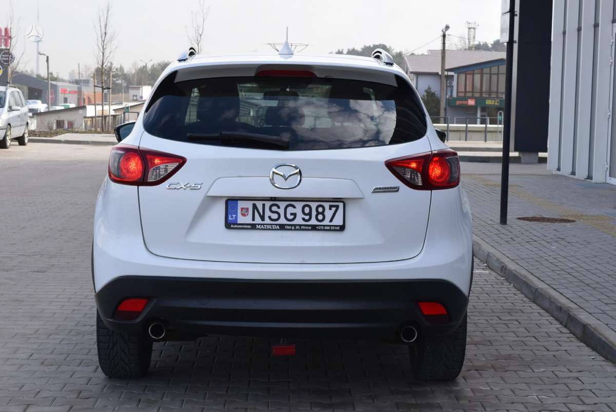 Mazda CX-5, 2.5 l., off-road / crossover