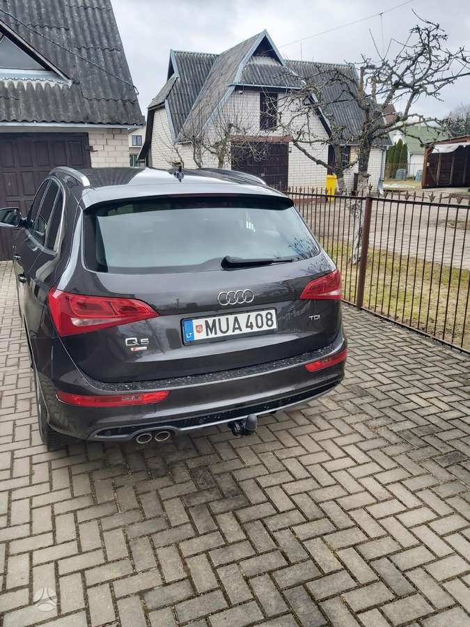 Audi Q5, 2.0 l., Минивэн