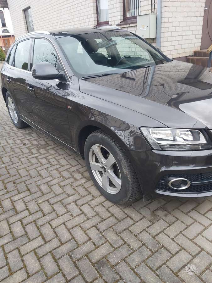 Audi Q5, 2.0 l., Минивэн