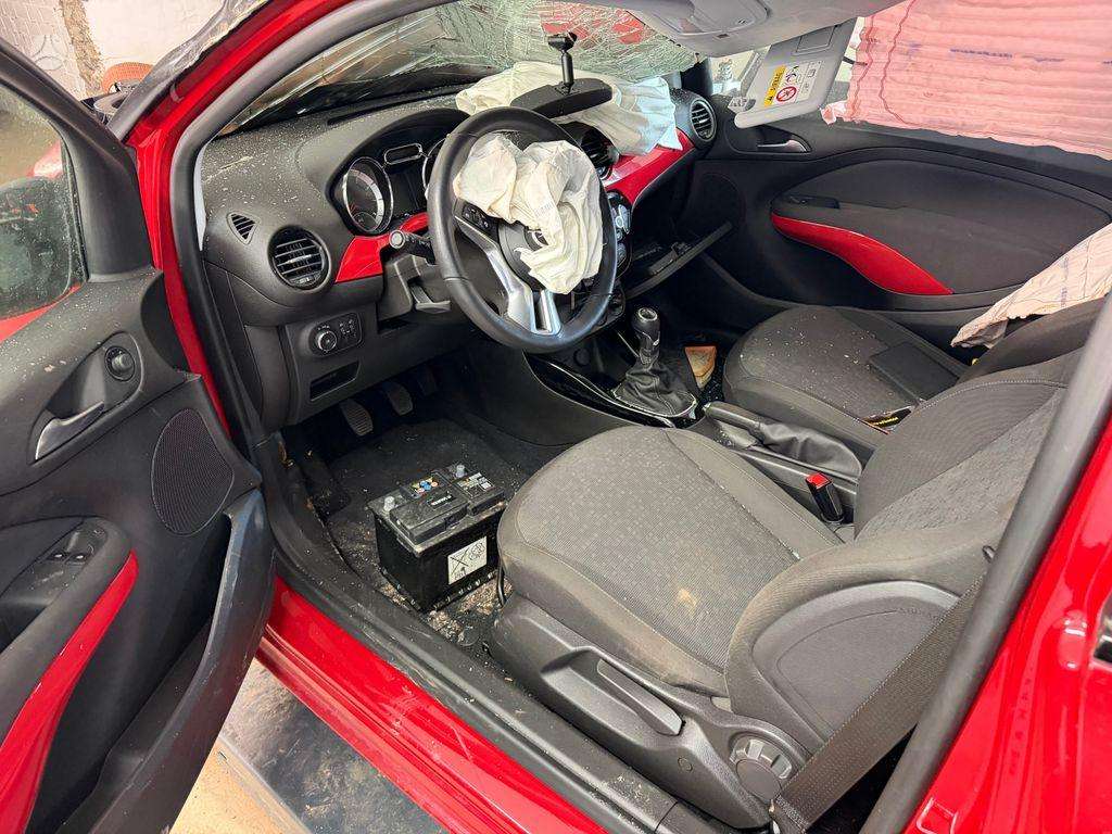 Opel Adam