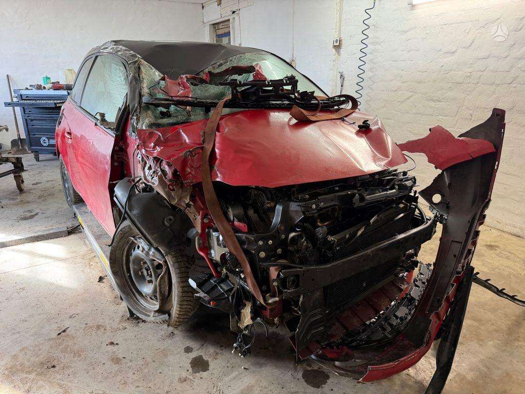 Opel Adam