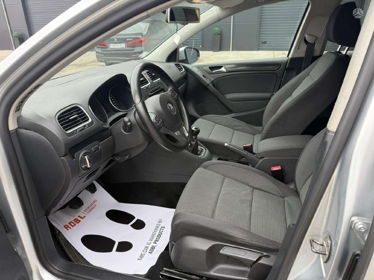 Volkswagen Golf, 1.4 l., Хэтчбек