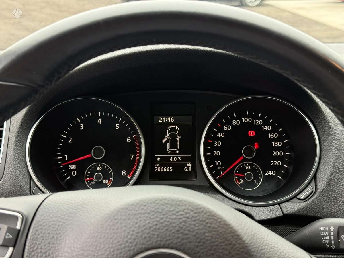 Volkswagen Golf, 1.4 l., Хэтчбек
