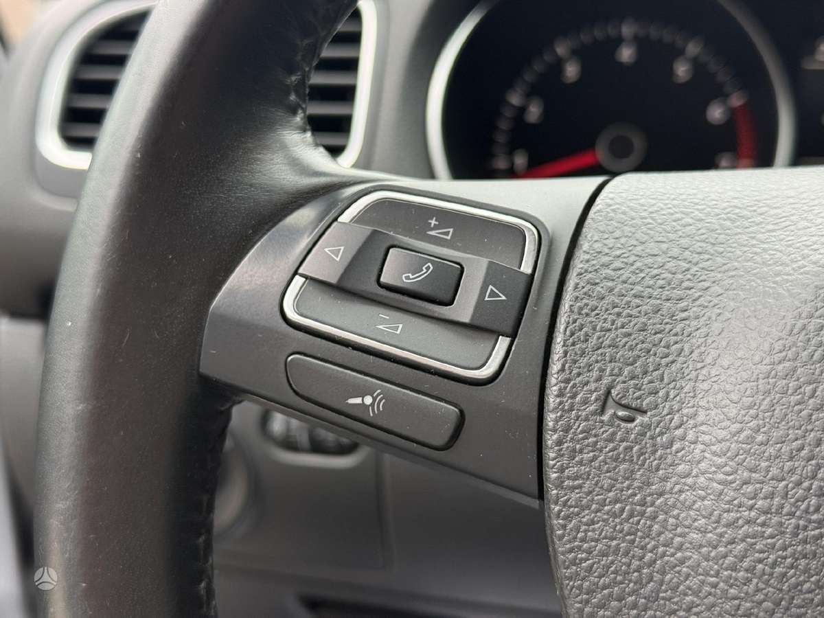 Volkswagen Golf, 1.4 l., Хэтчбек