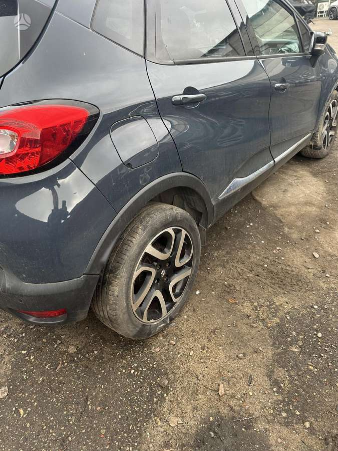Renault Captur по частям. Detaliu pristatymas