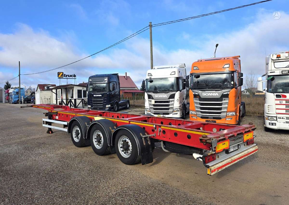 Kässbohrer Multicont XS, container