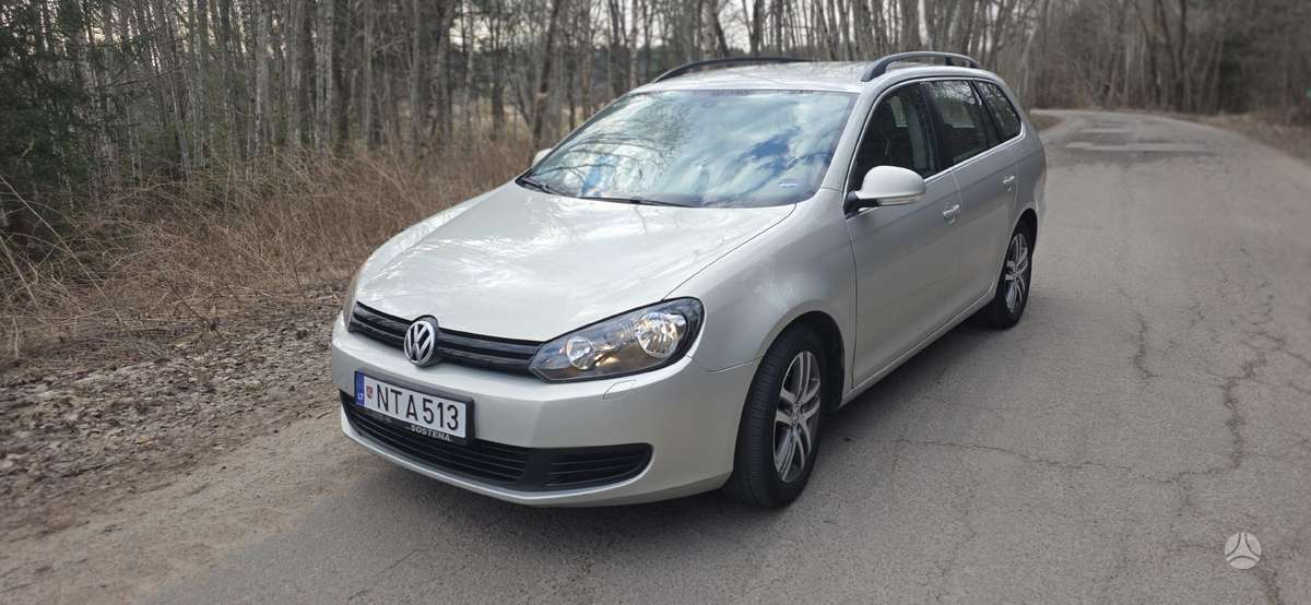Volkswagen Golf - 2