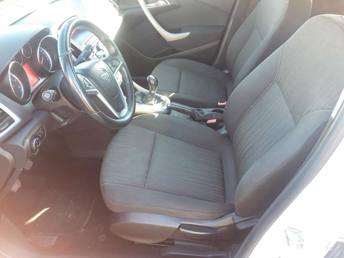 Opel Astra, 1.3 l., Хэтчбек