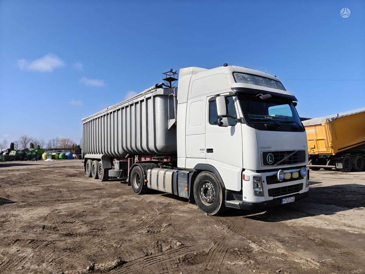 Volvo FH 440, single sleeper
