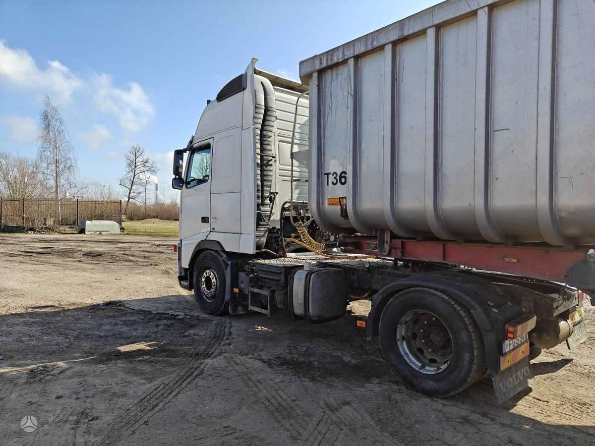 Volvo FH 440, single sleeper
