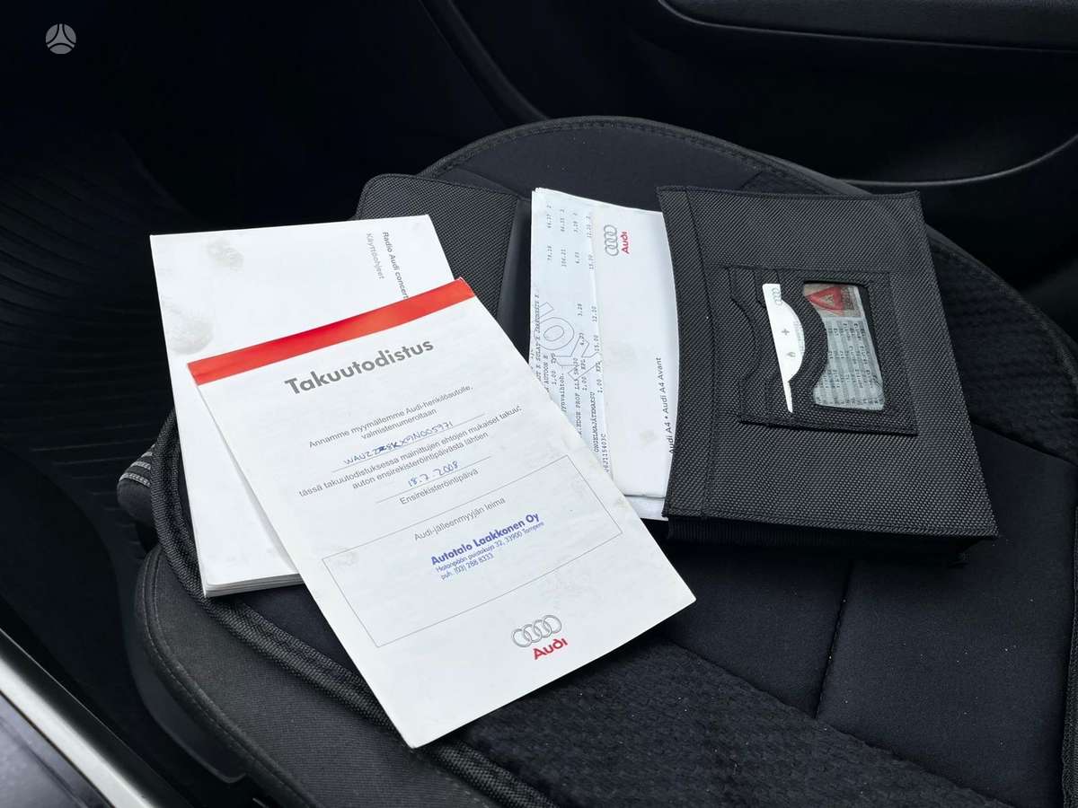 Audi A4, 1.8 l., Седан